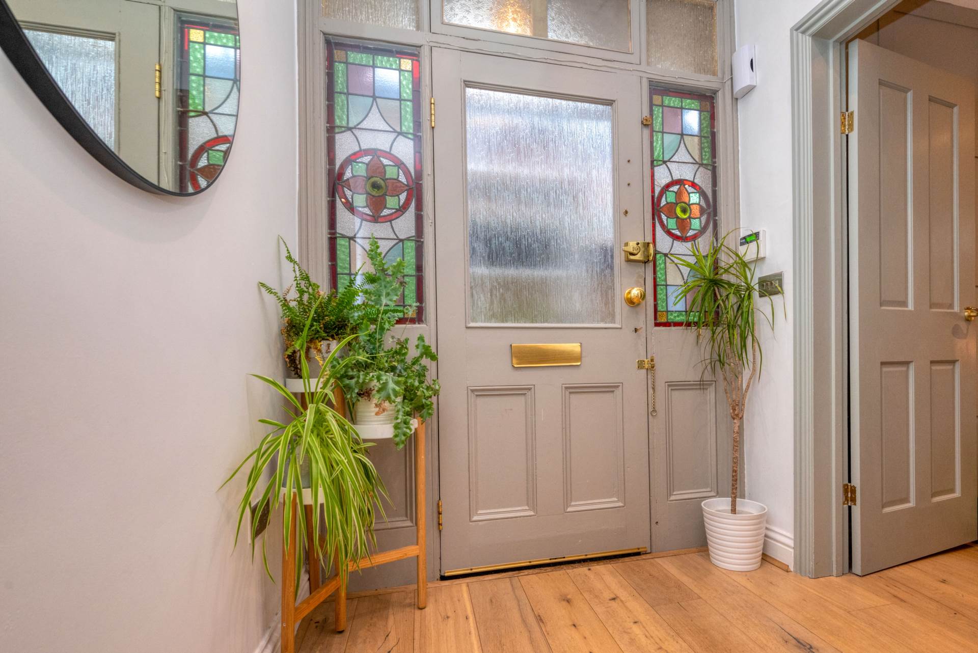 Additional Property Image 4 bedroom Semi Detached for sale in Reading 4