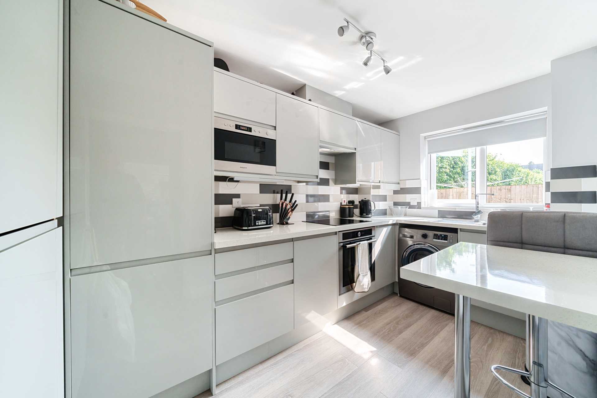 Additional Property Image 2 bedroom Apartment for sale in Reading 4