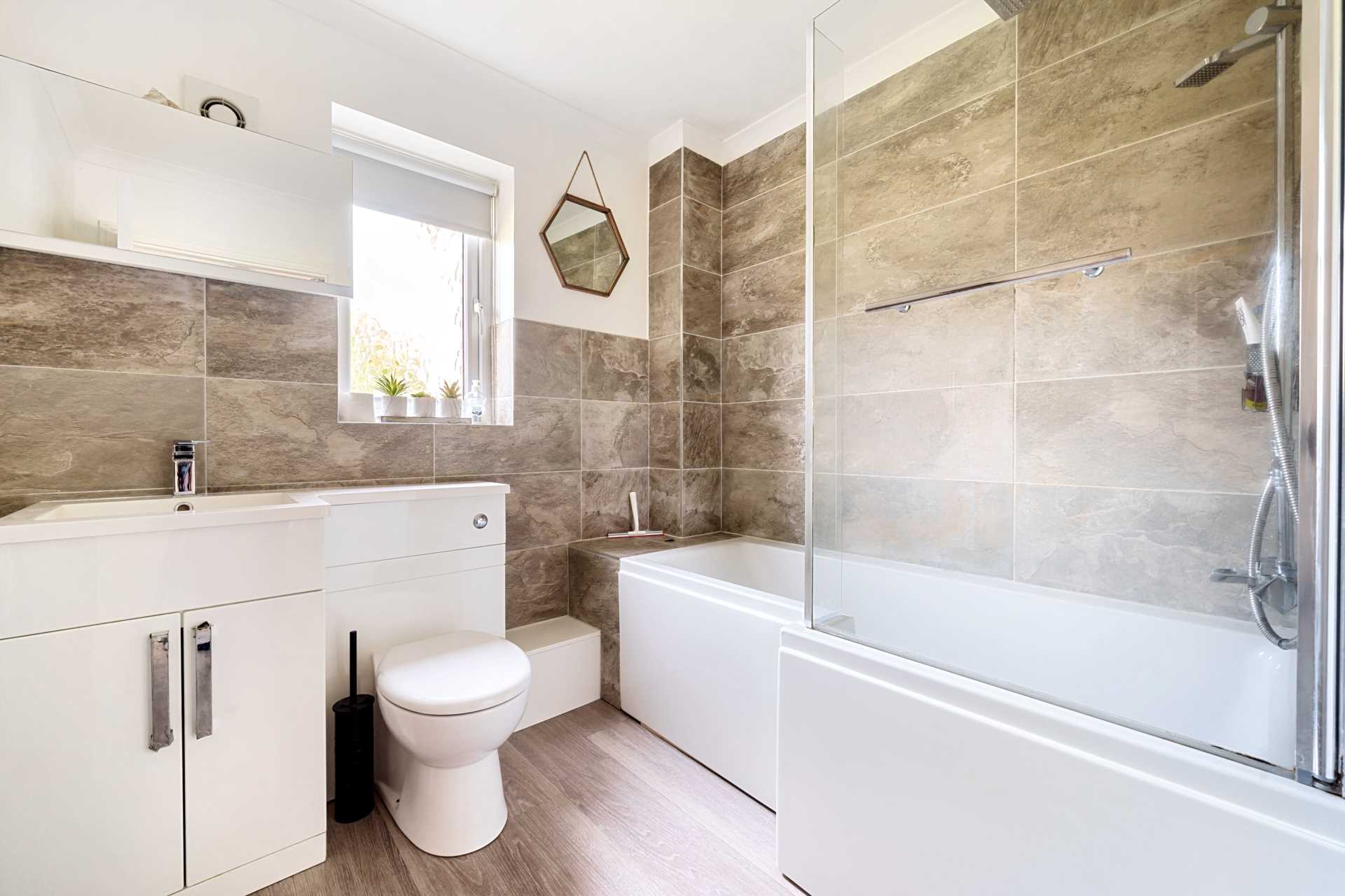 Additional Property Image 2 bedroom Apartment for sale in Reading 5