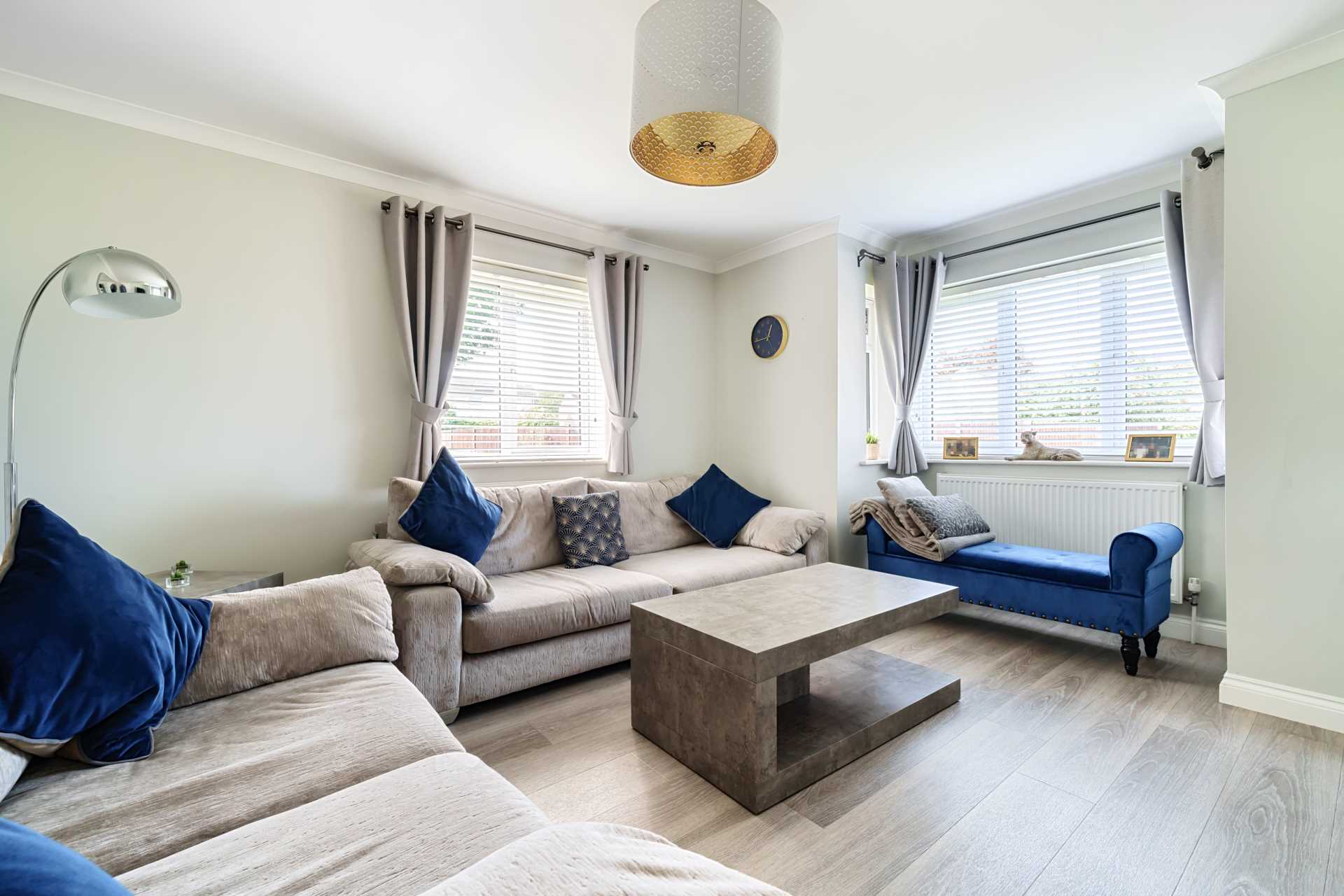 Additional Property Image 2 bedroom Apartment for sale in Reading 6