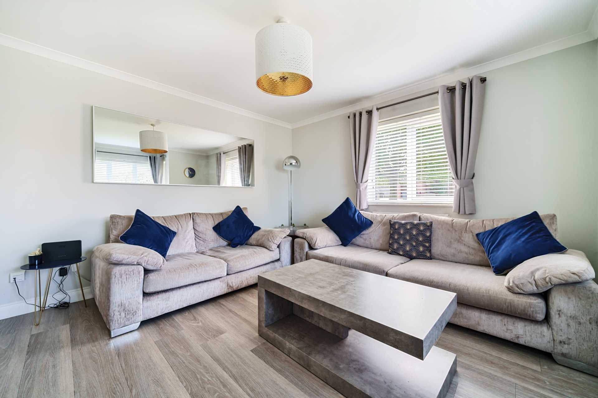 Additional Property Image 2 bedroom Apartment for sale in Reading 8