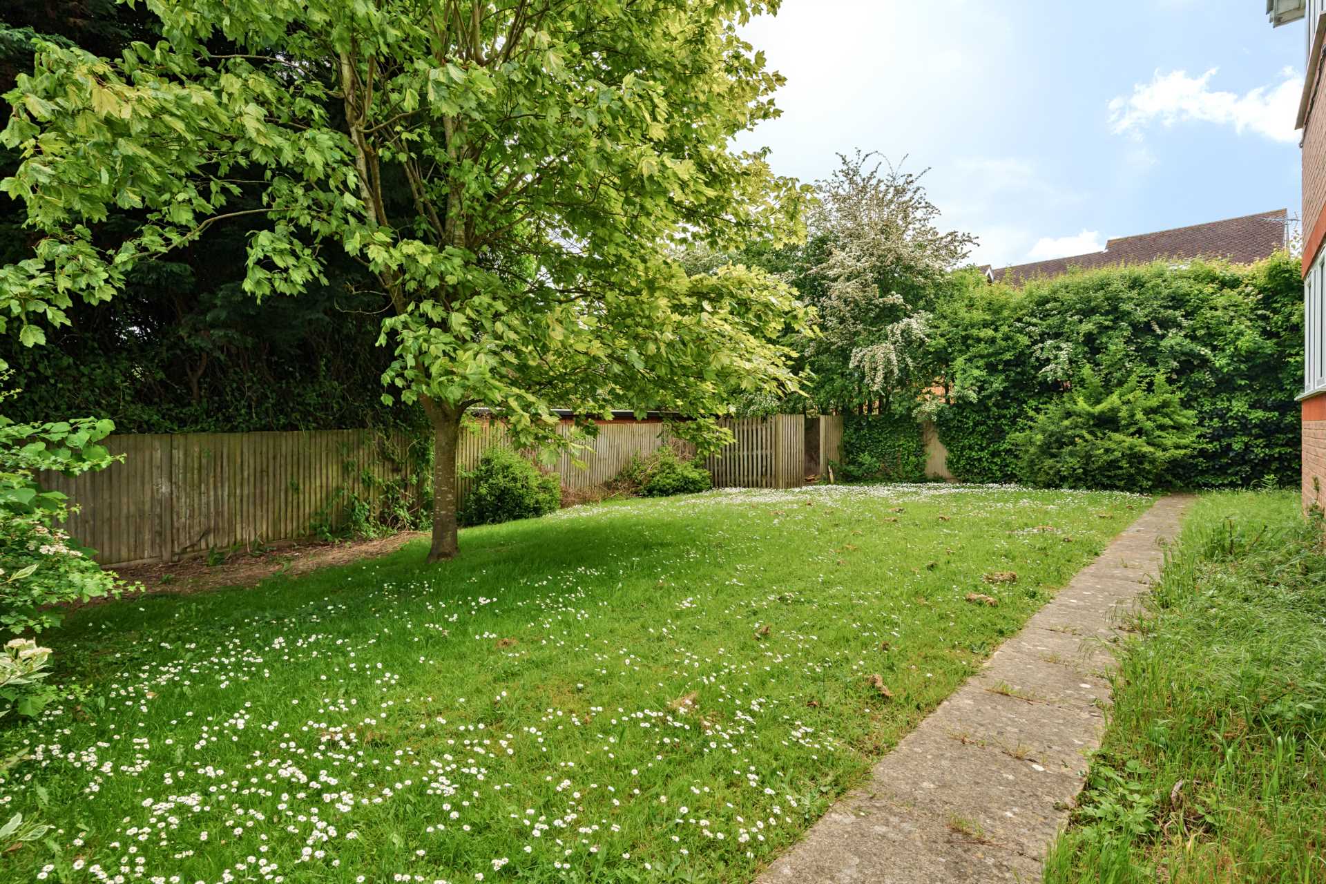 Additional Property Image 2 bedroom Apartment for sale in Reading 14