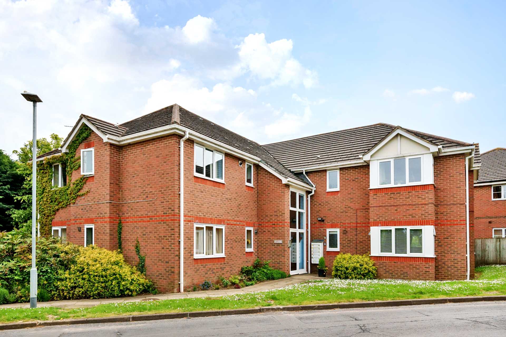 Additional Property Image 2 bedroom Apartment for sale in Reading 16
