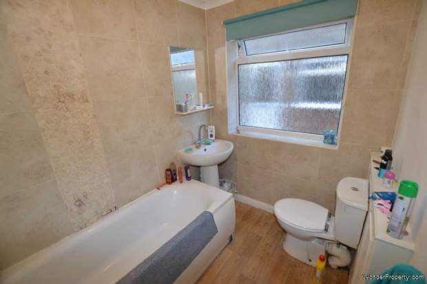 Additional Property Image 2 bedroom Maisonette for sale in Reading 6