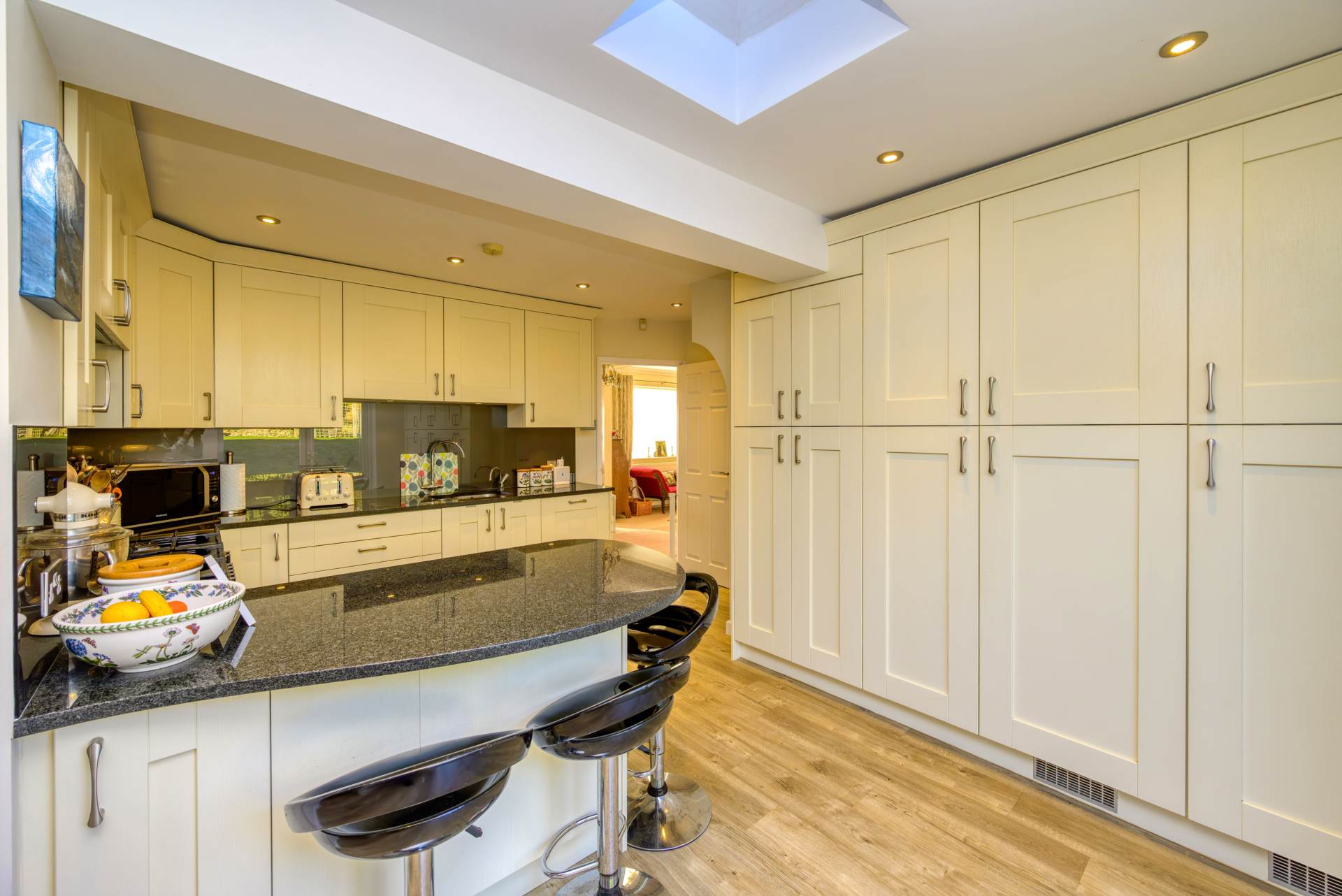 Additional Property Image 5 bedroom Detached for sale in Reading 14
