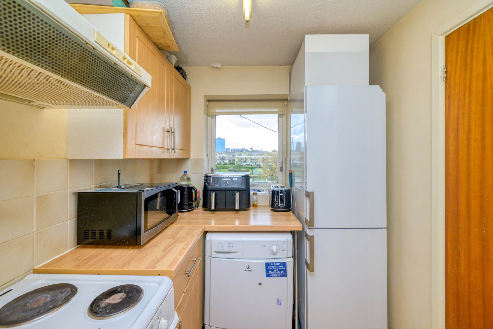 Additional Property Image 2 bedroom Apartment for sale in Reading 7