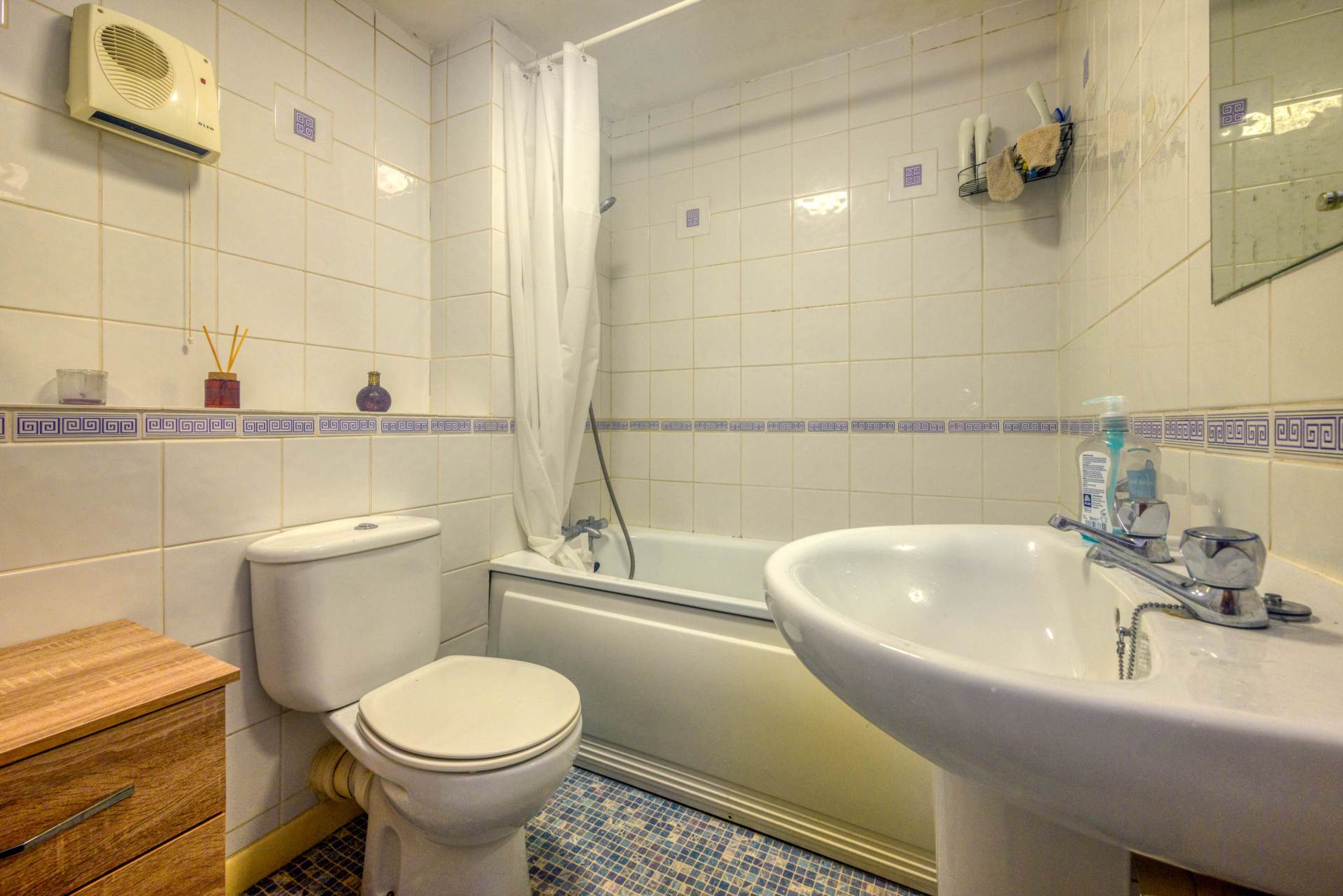 Additional Property Image 2 bedroom Apartment for sale in Reading 11