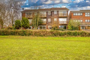 2 bedroom Apartment for sale in Reading