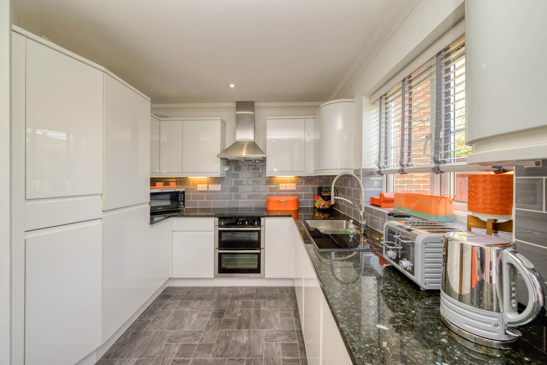 Additional Property Image 3 bedroom Semi Detached for sale in Reading 18