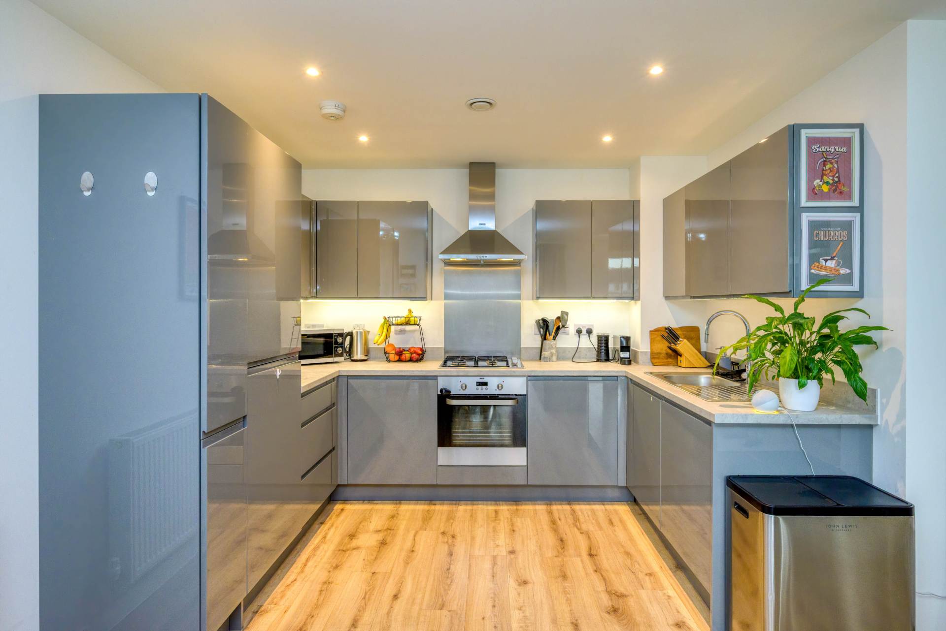 Additional Property Image 2 bedroom Apartment for sale in Reading 6