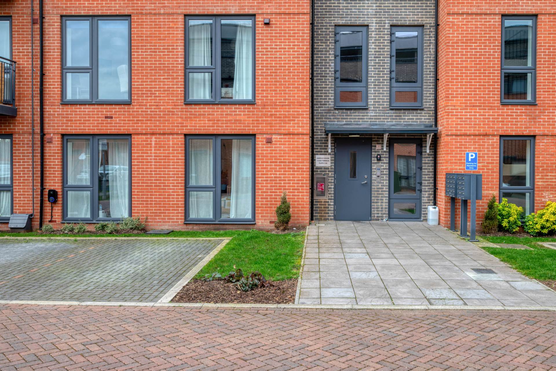 Additional Property Image 2 bedroom Apartment for sale in Reading 7