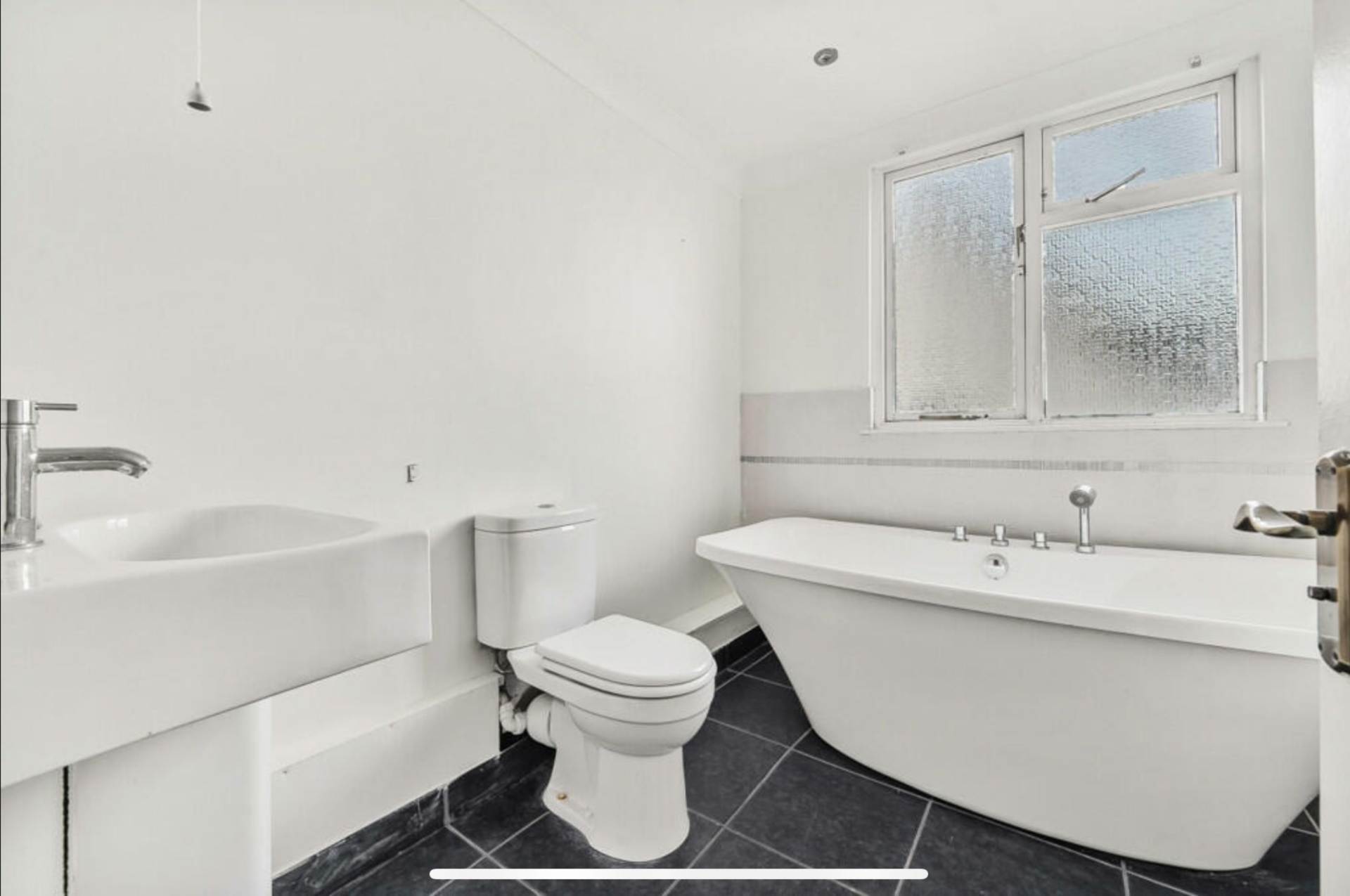 Additional Property Image 5 bedroom Detached for sale in Reading 13