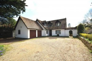 5 bedroom Detached for sale in Reading