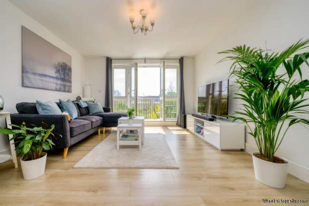 Additional Property Image 2 bedroom Apartment for sale in Reading 12