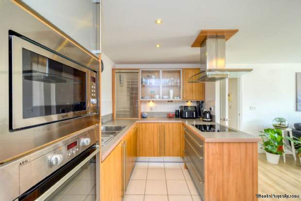 Additional Property Image 2 bedroom Apartment for sale in Reading 8