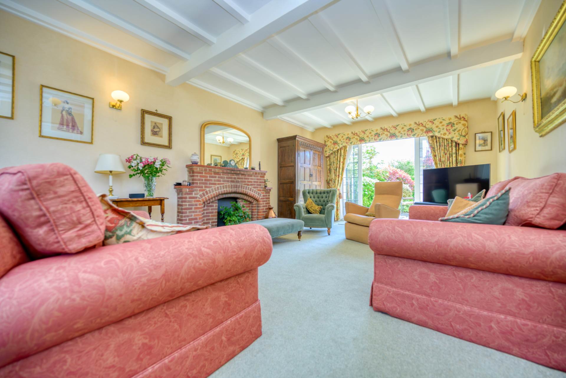 Additional Property Image 5 bedroom Detached for sale in Reading 6