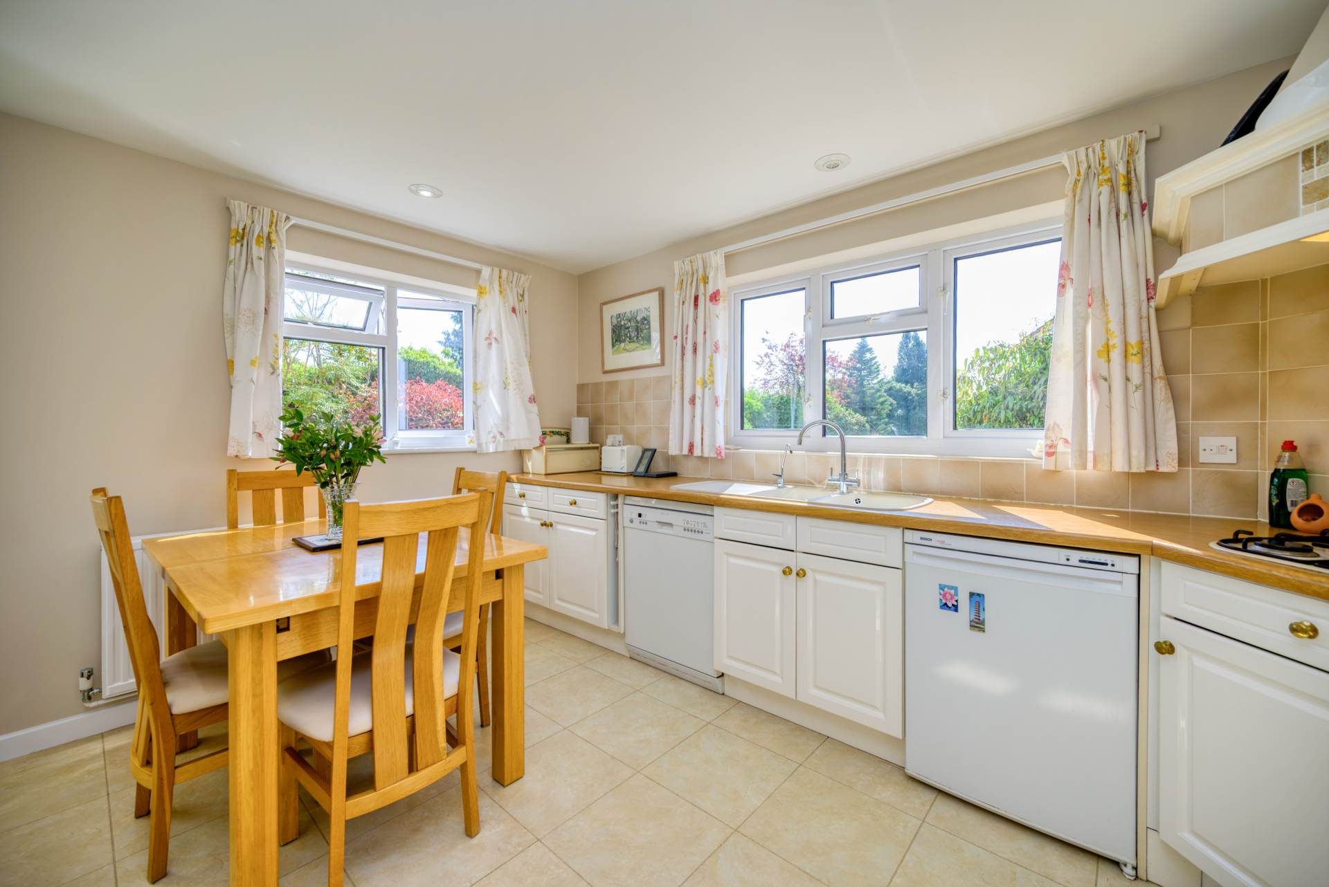 Additional Property Image 5 bedroom Detached for sale in Reading 14