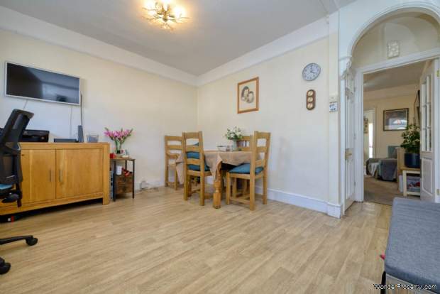 Additional Property Image 3 bedroom Terraced for sale in Reading 3
