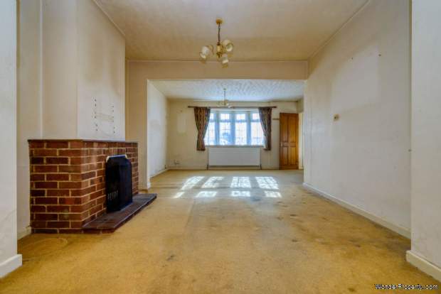 Additional Property Image 2 bedroom End of Terrace for sale in Reading 2