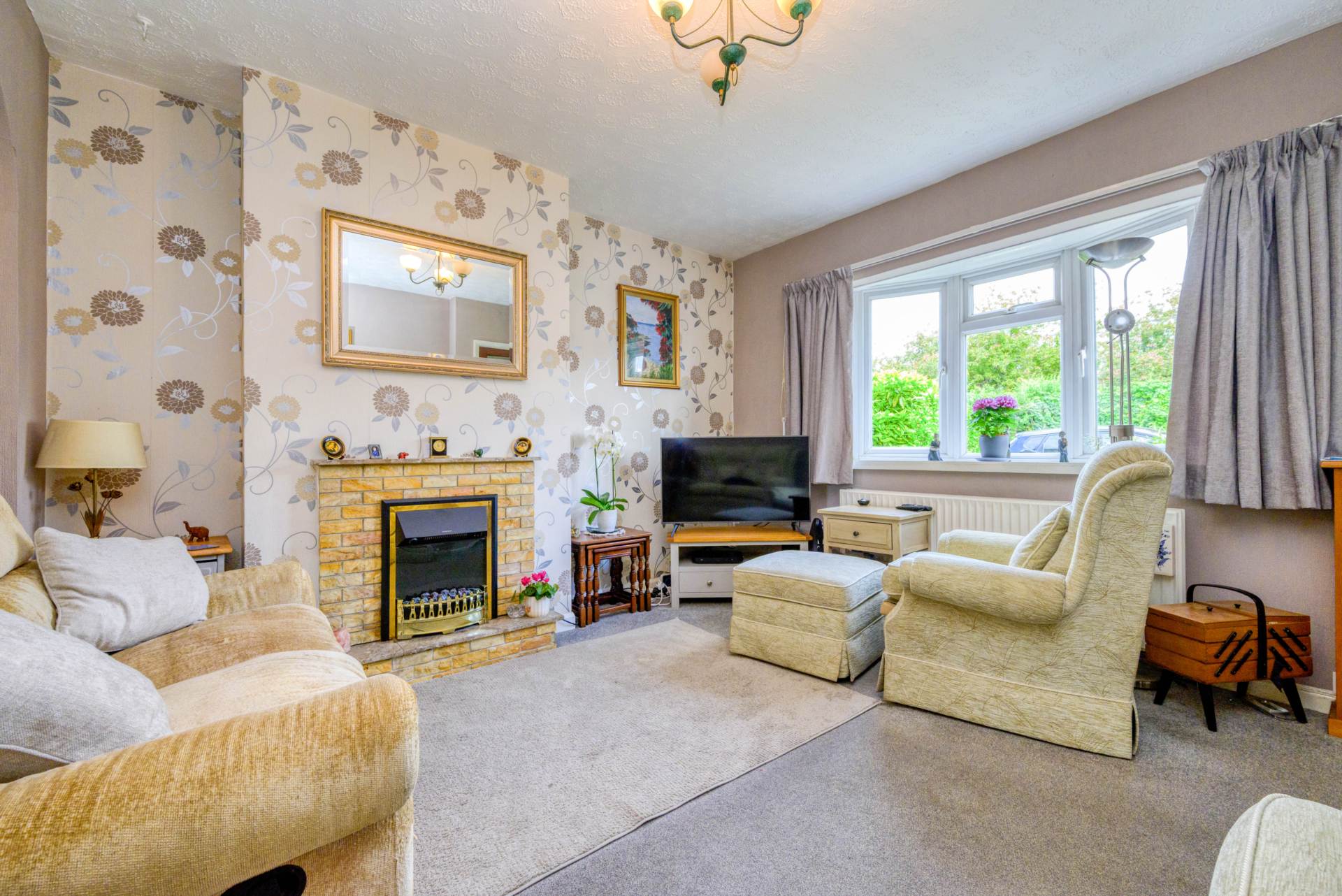 Additional Property Image 4 bedroom Semi Detached for sale in Reading 2