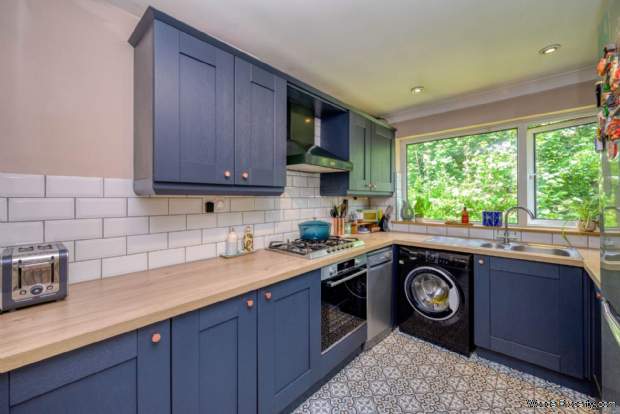 Additional Property Image 2 bedroom Maisonette for sale in Reading 3