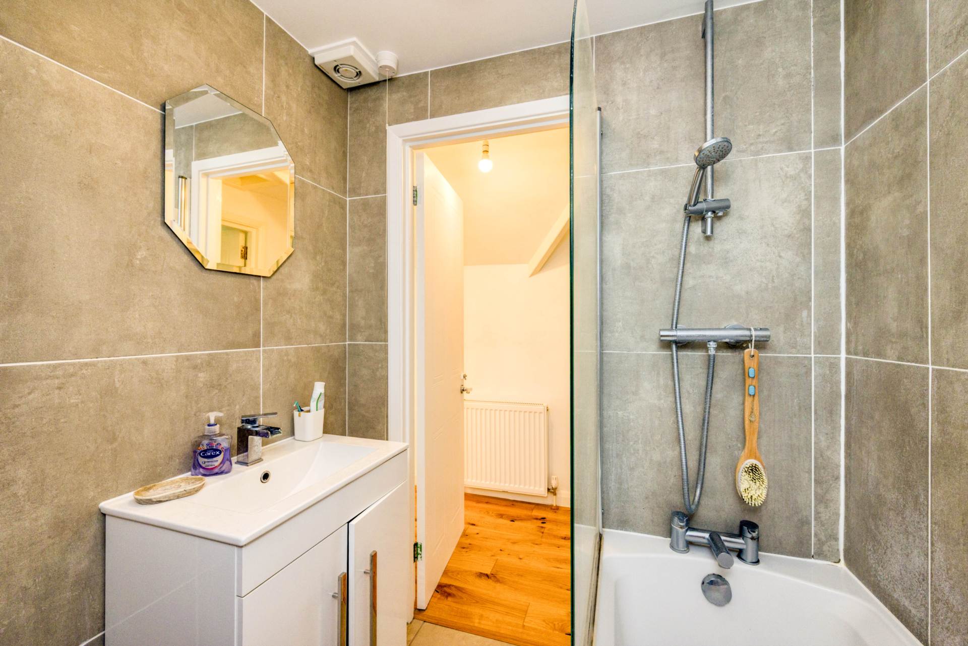 Additional Property Image 1 bedroom Apartment for sale in Reading 9
