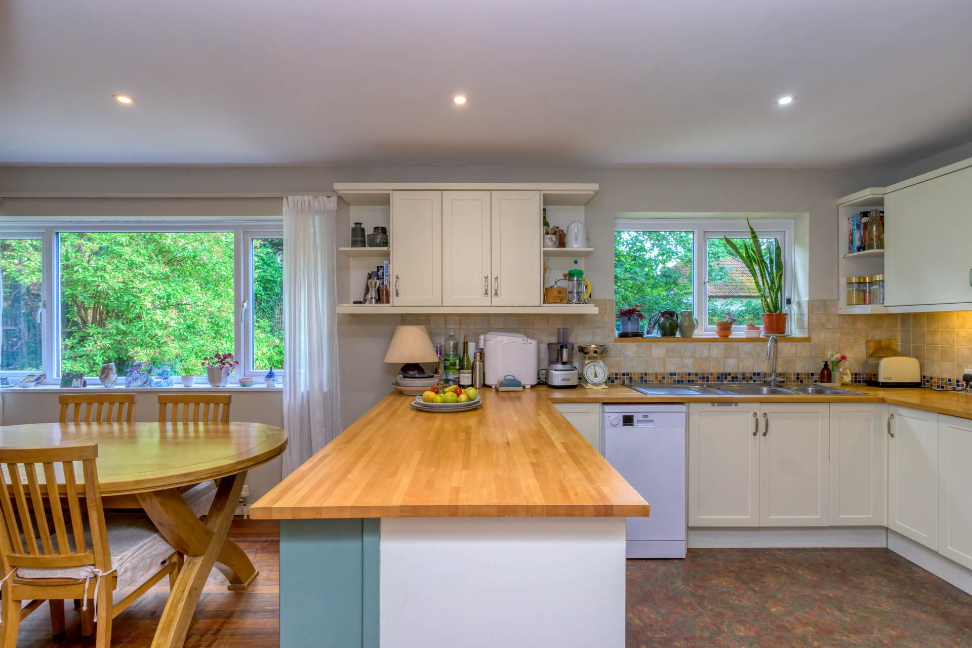 Additional Property Image 4 bedroom Town House for sale in Reading 9