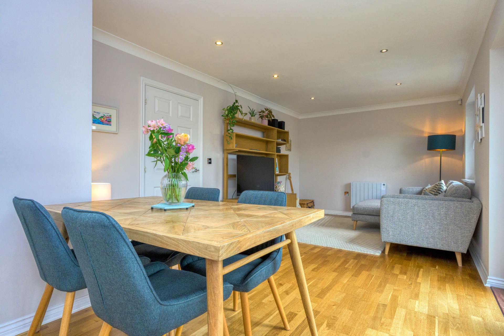 Additional Property Image 2 bedroom Apartment for sale in Reading 2