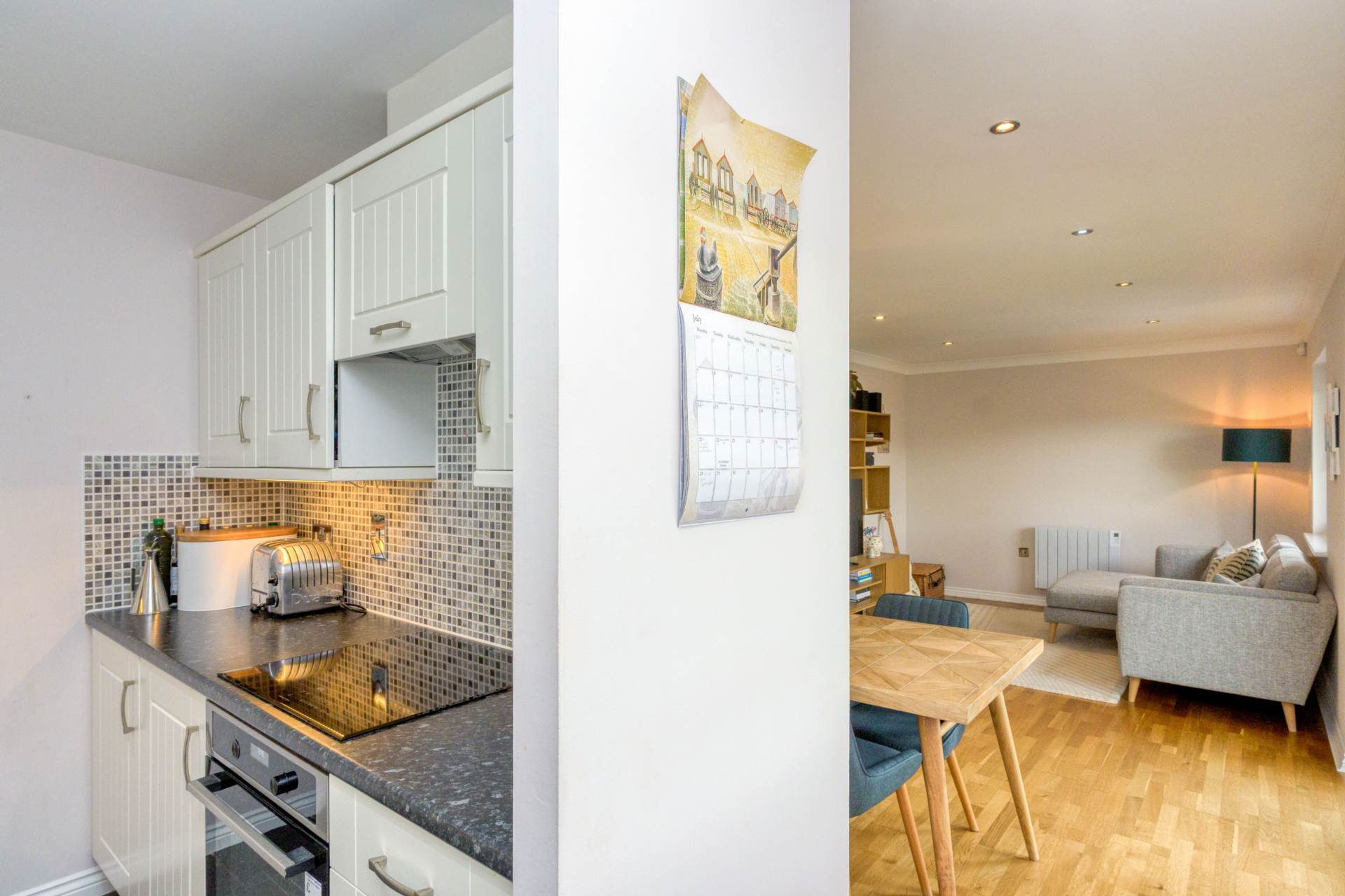 Additional Property Image 2 bedroom Apartment for sale in Reading 5