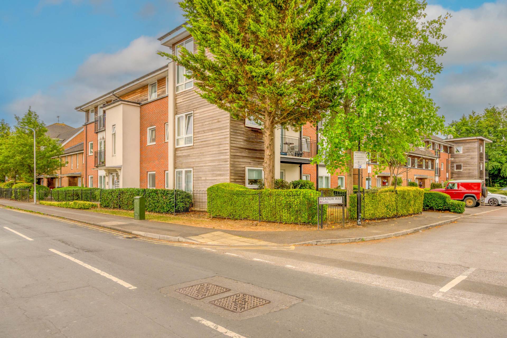Additional Property Image 2 bedroom Apartment for sale in Reading 13