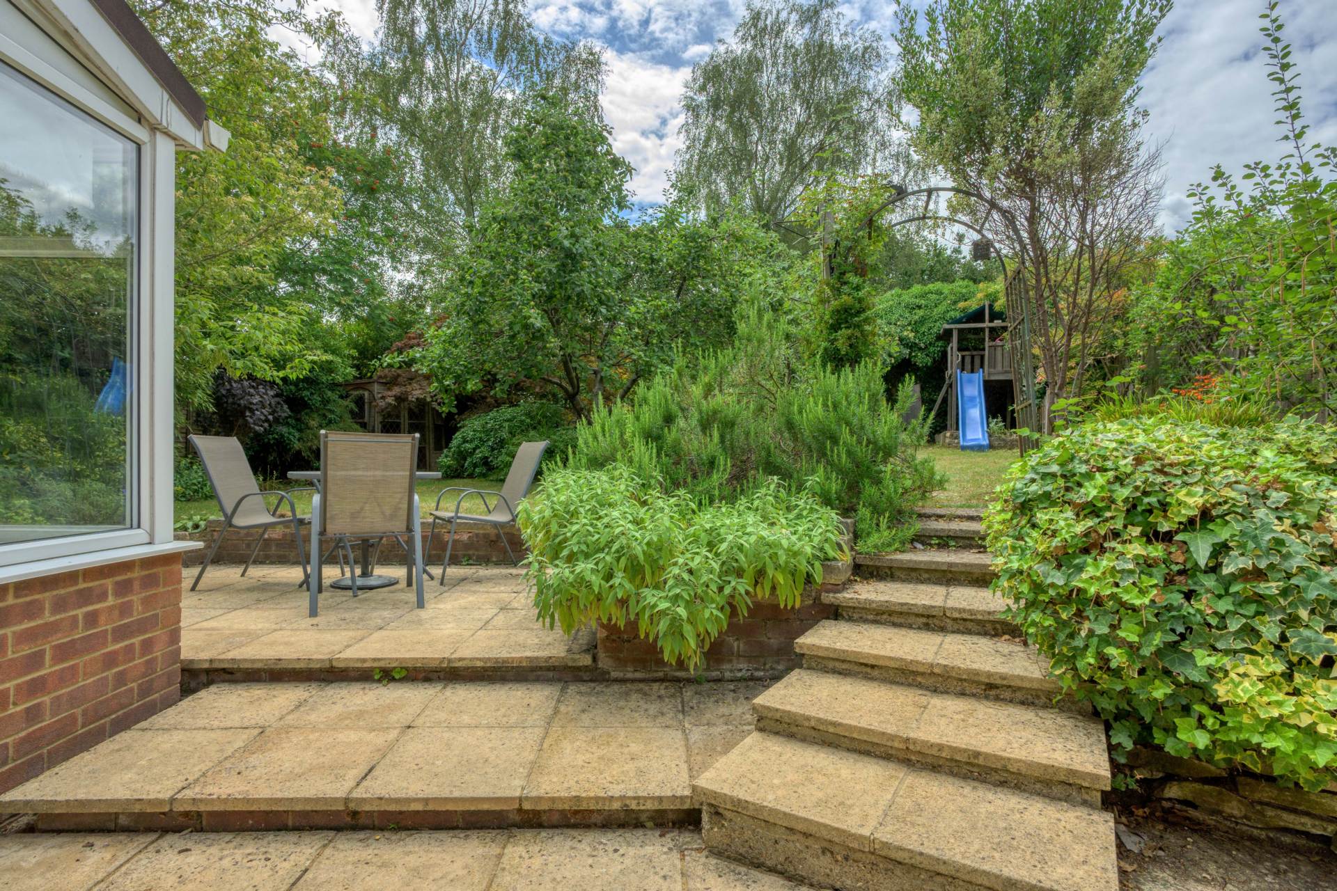Additional Property Image 3 bedroom Semi Detached for sale in Reading 23