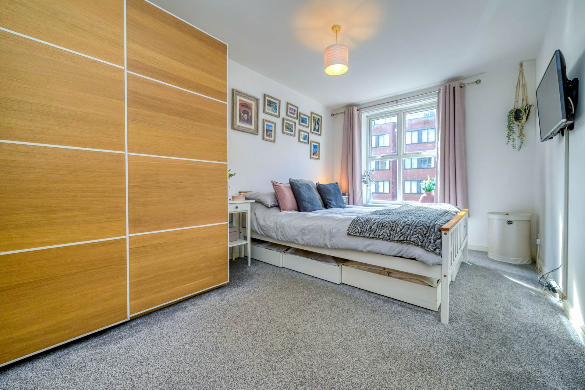 Additional Property Image 2 bedroom Apartment for sale in Reading 9