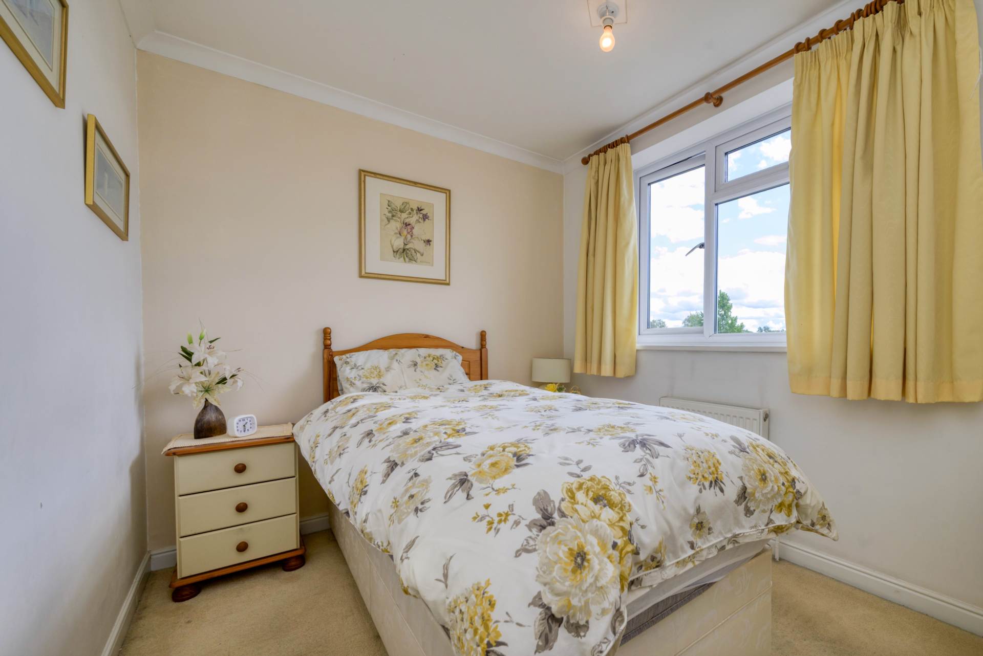 Additional Property Image 3 bedroom Link Detached House for sale in Reading 15