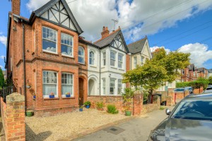5 bedroom Semi Detached for sale in Reading