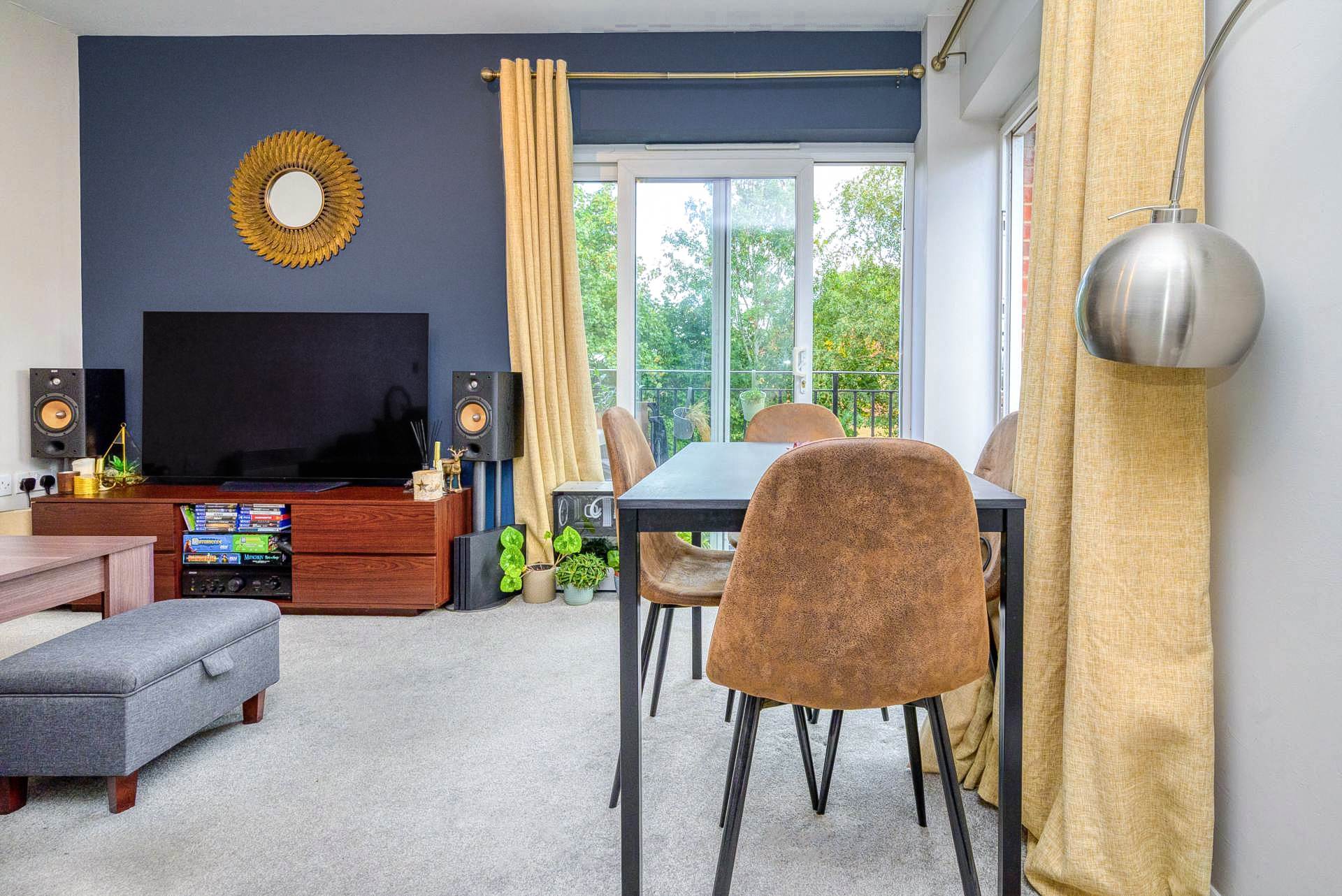 Additional Property Image 1 bedroom Apartment for sale in Reading 3