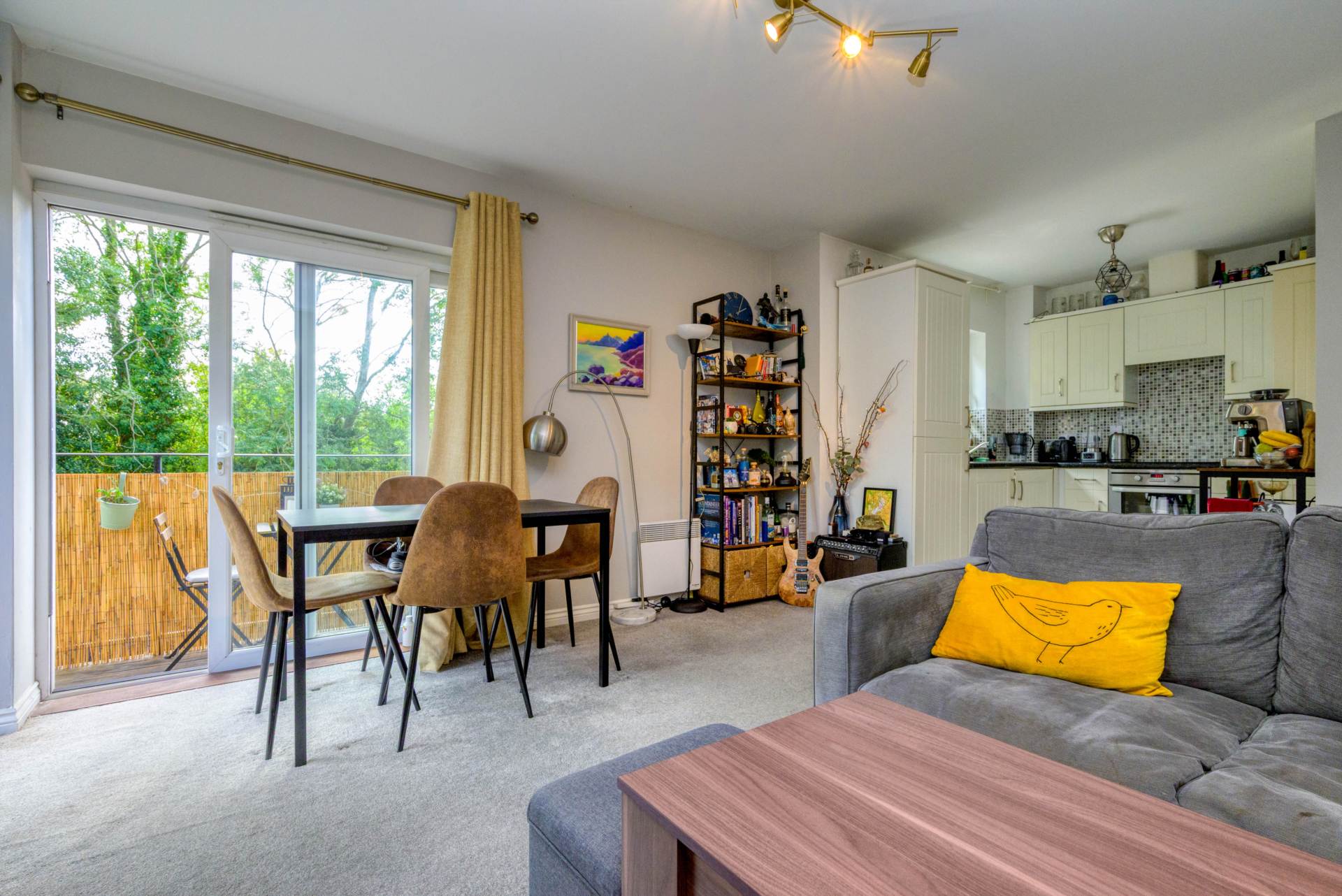 Additional Property Image 1 bedroom Apartment for sale in Reading 4