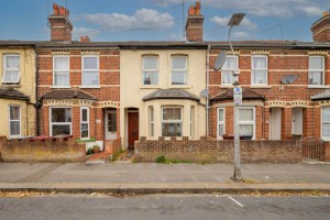 3 bedroom Terraced for sale in Reading