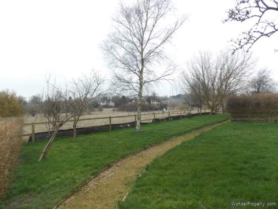 Additional Property Image 2 bedroom Flat for sale in Bicester 7