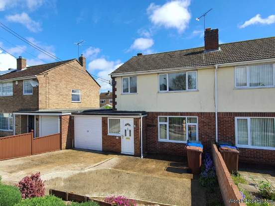 3 bedroom Semi Detached for sale in Bicester