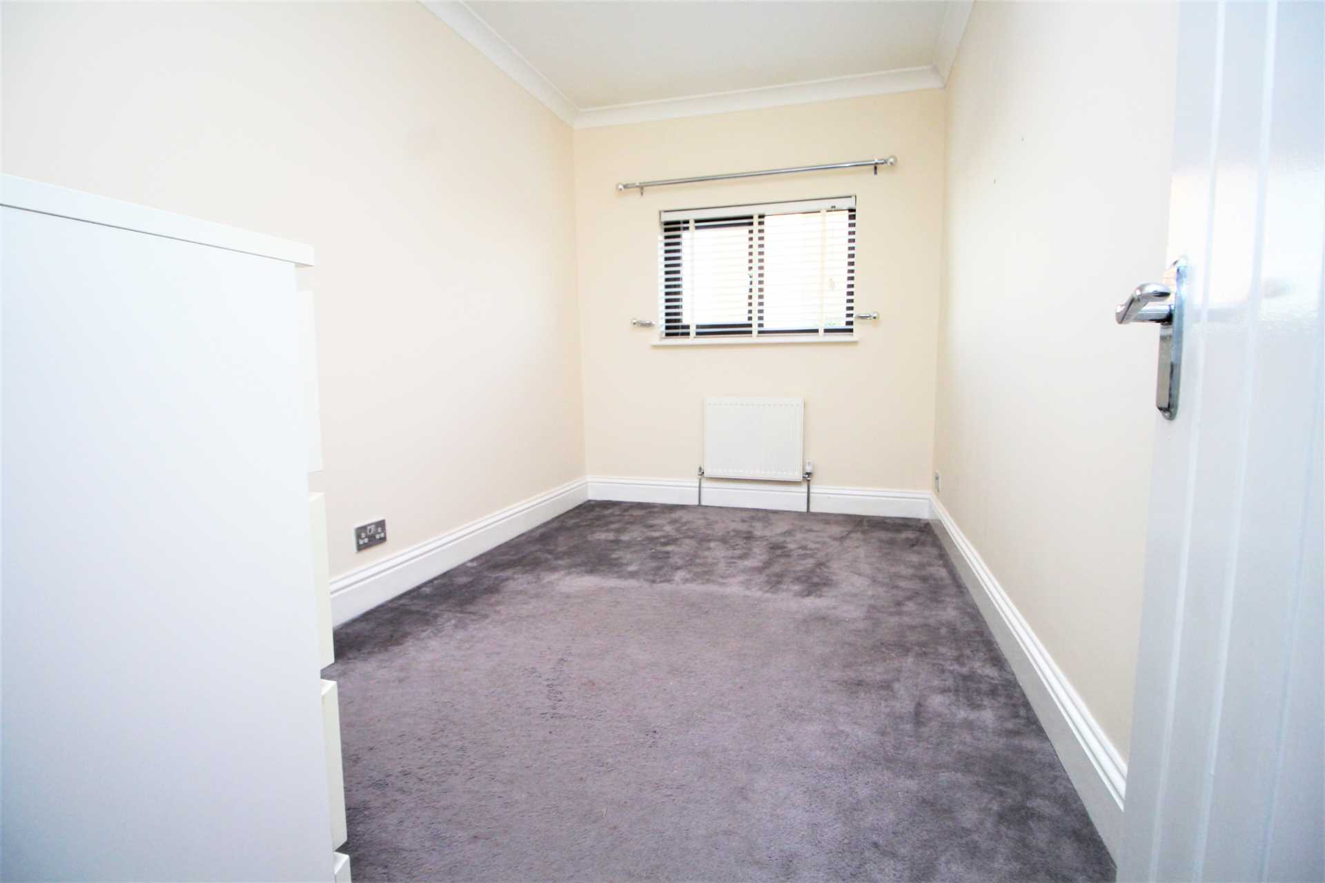 Additional Property Image 4 bedroom Semi Detached for sale in Brentwood 9