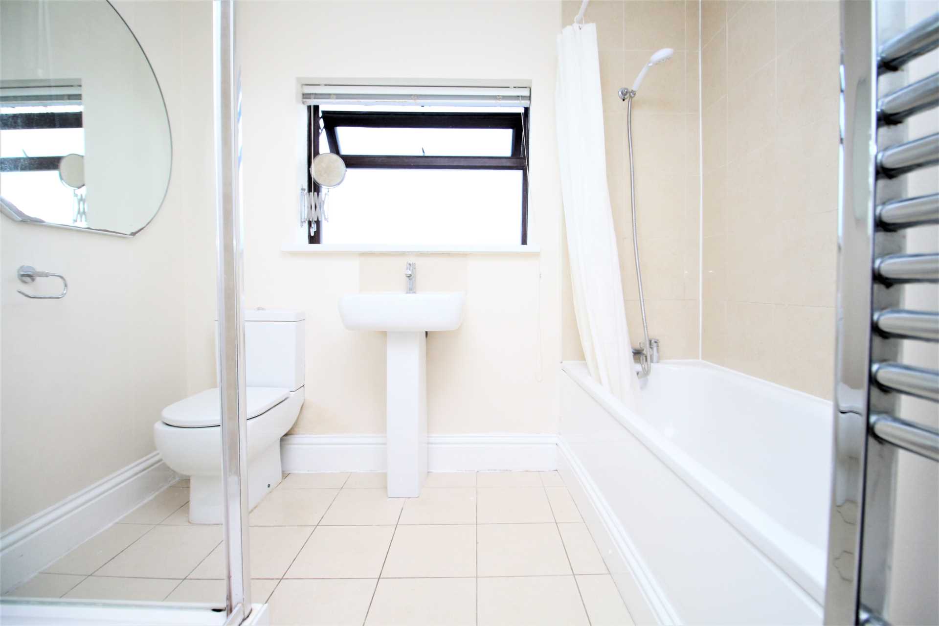 Additional Property Image 4 bedroom Semi Detached for sale in Brentwood 10