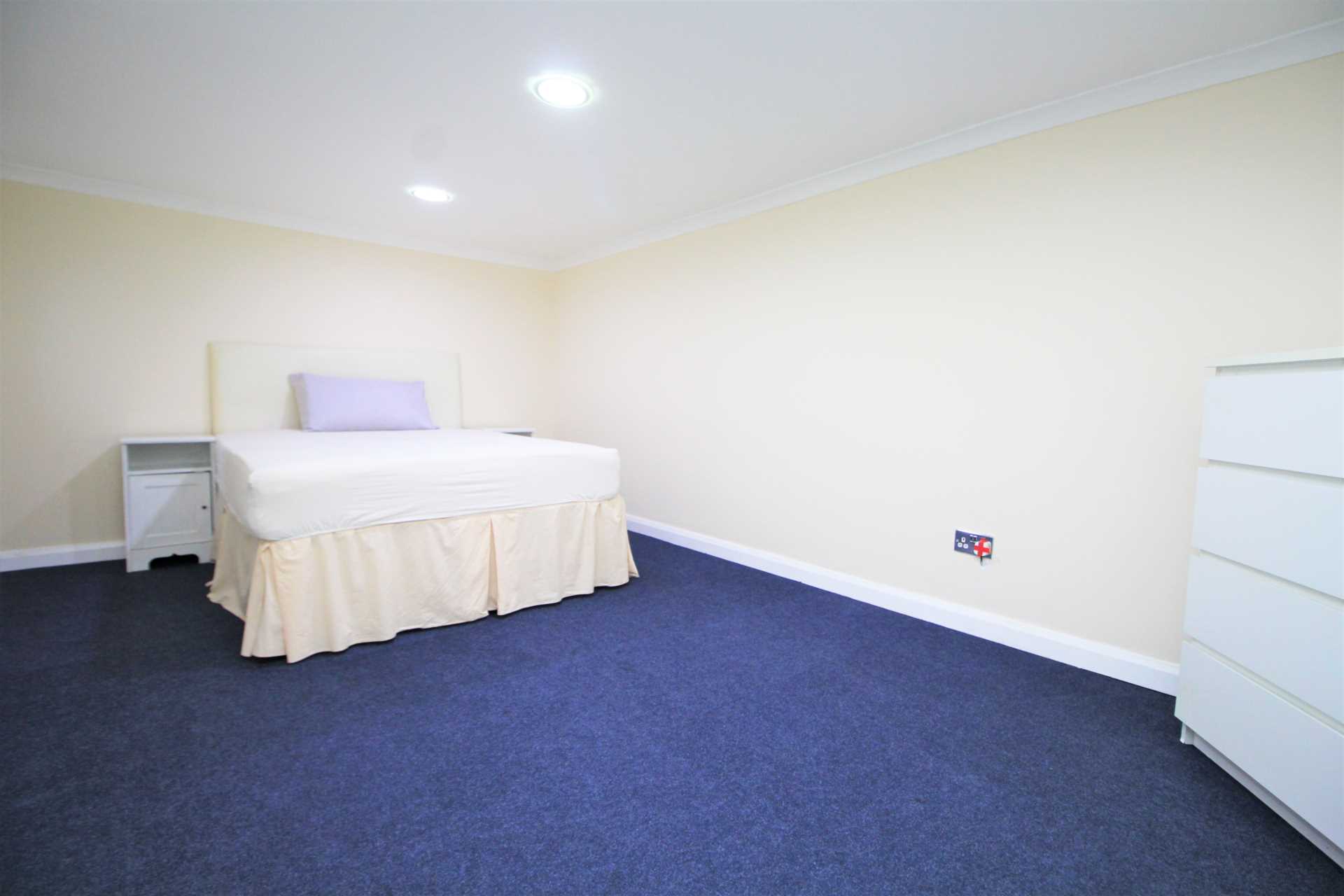 Additional Property Image 4 bedroom Semi Detached for sale in Brentwood 11