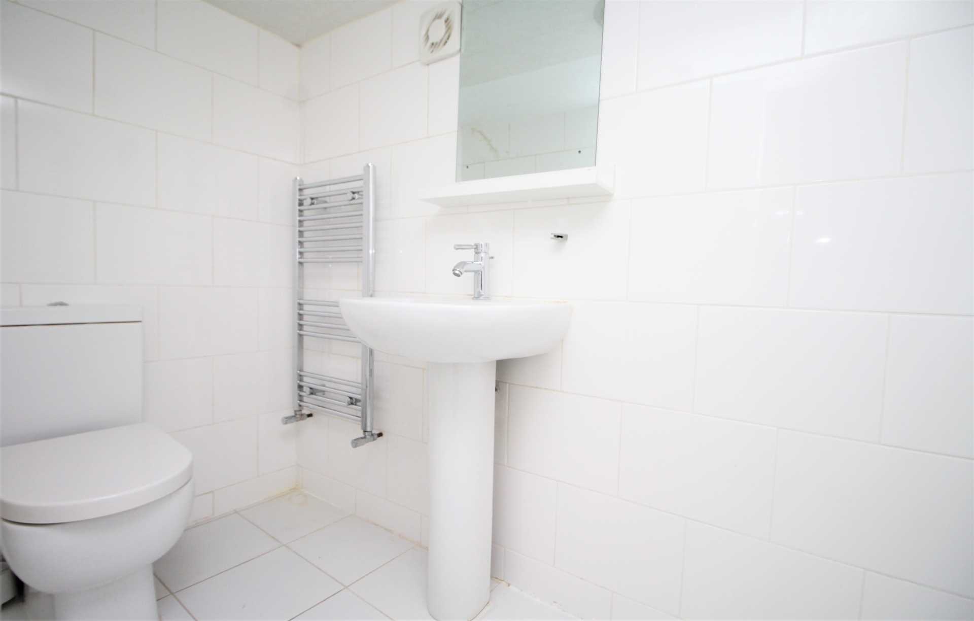 Additional Property Image 4 bedroom Semi Detached for sale in Brentwood 13