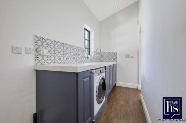 Additional Property Image 4 bedroom Detached for sale in Brentwood 8