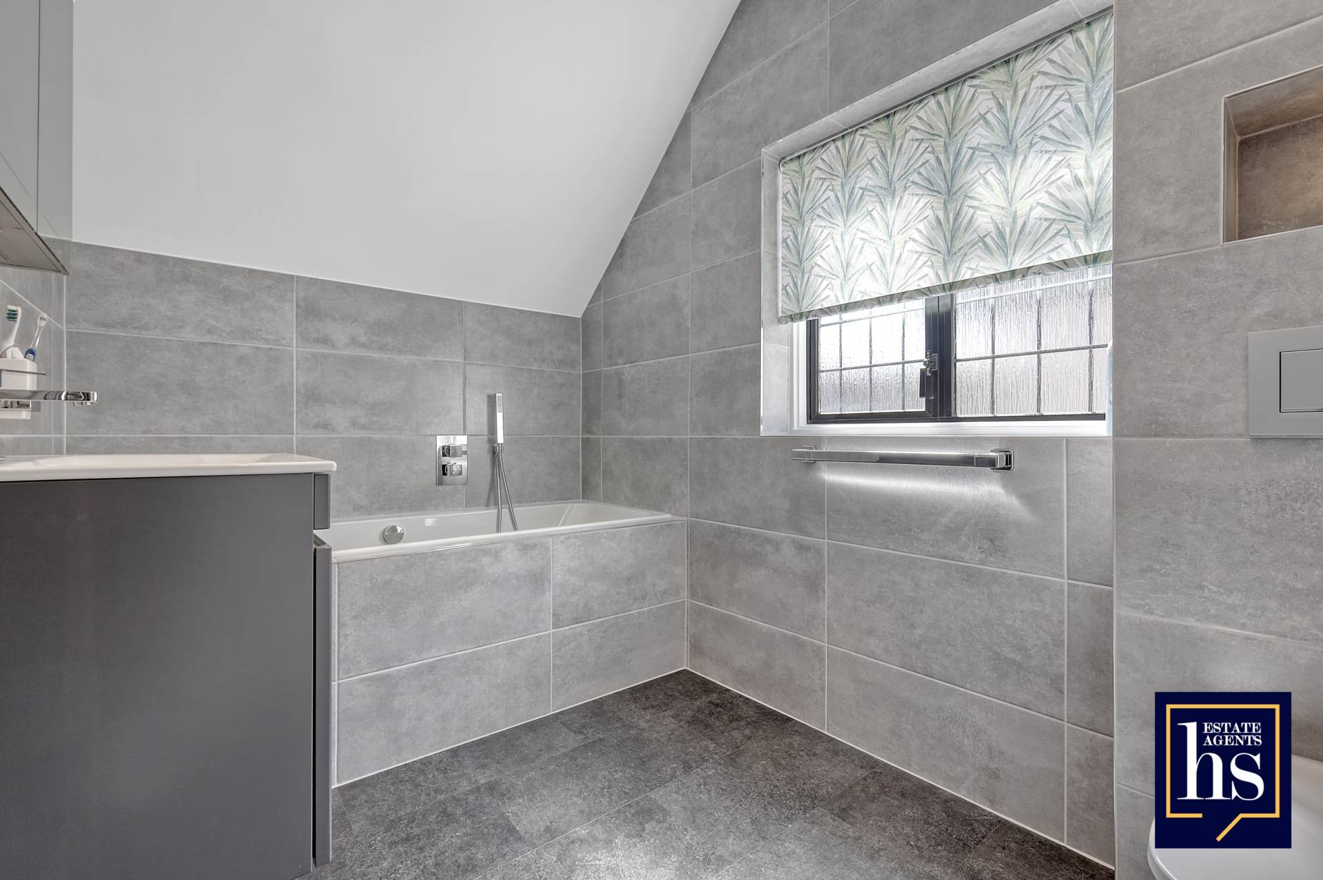 Additional Property Image 4 bedroom Semi Detached for sale in Brentwood 5
