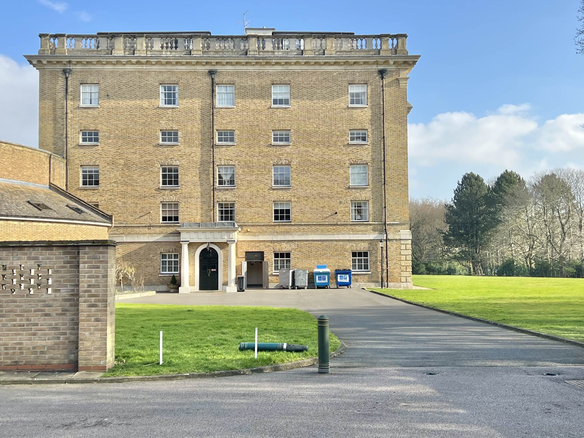 Additional Property Image 3 bedroom Apartment for sale in Brentwood 2