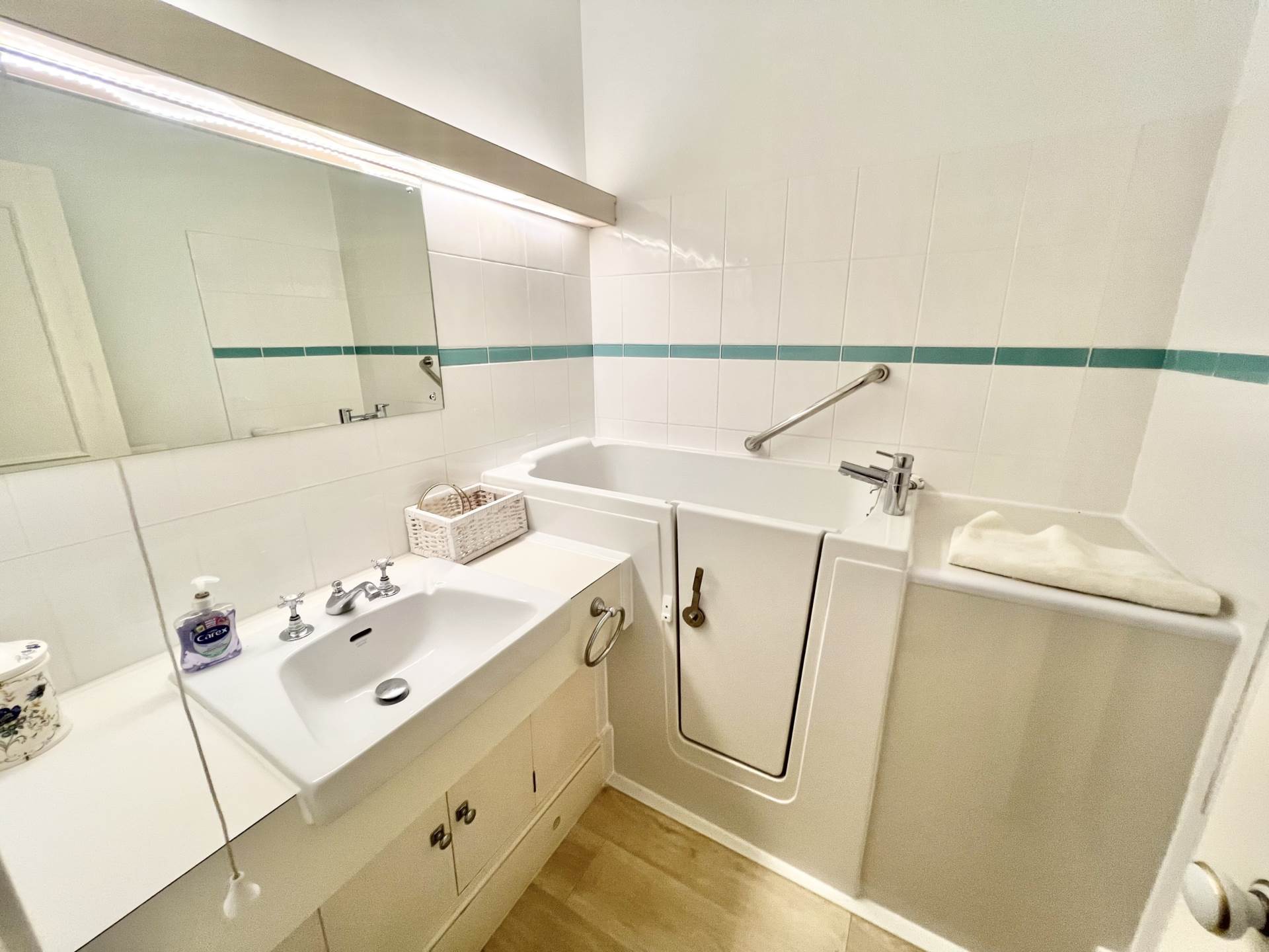 Additional Property Image 3 bedroom Apartment for sale in Brentwood 9