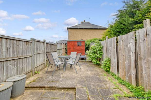 Additional Property Image 2 bedroom Terraced for sale in Brentwood 12