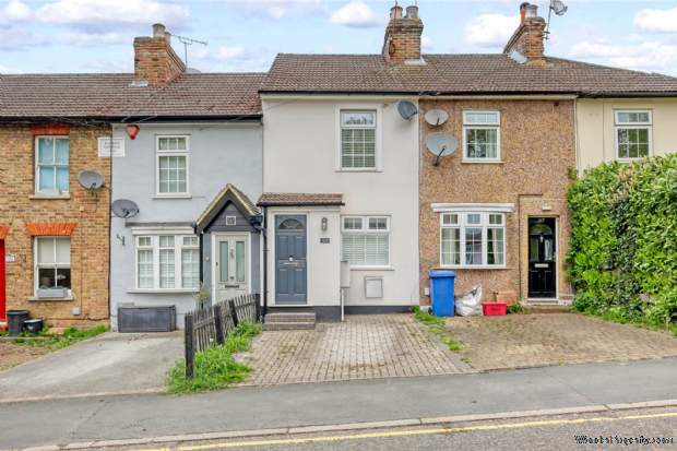 Additional Property Image 2 bedroom Terraced for sale in Brentwood 8