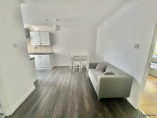 Additional Property Image 2 bedroom Flat for sale in Brentwood 4